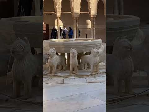 Patio of the Lions, Nasrid Palaces