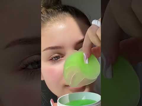 Green mask ASMR 💚  #viral #Shorts