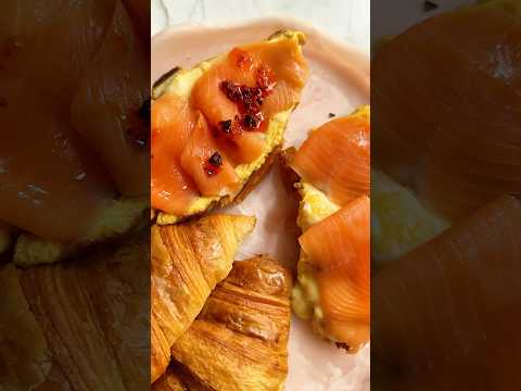 Make my chilli crisp egg & salmon croissants with me