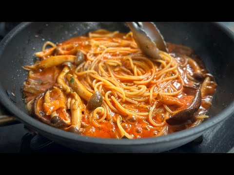 Italian Chef Explores Boscaiola Lumberjack-Style Pasta | A Tomato Pasta with Loads of Mushrooms