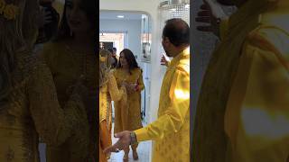 Mehndi ceremony in uk #shortsvideo #pakistani #desi #mehndi #shaadi #wedding #indian #bride