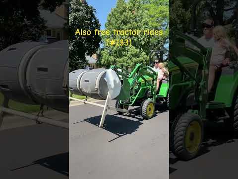 Why Tractors Are Handy @BulldogTractor  #short #shorts #youtubeshorts #johndeeretractor #tractor