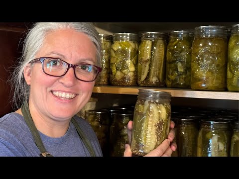 Can Crispy Garlic Dill Pickles with Me