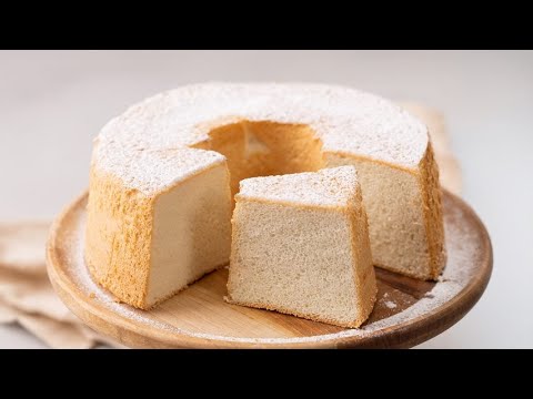 ANGEL CAKE: the SOFT and VERY TALL egg white cake! 😍