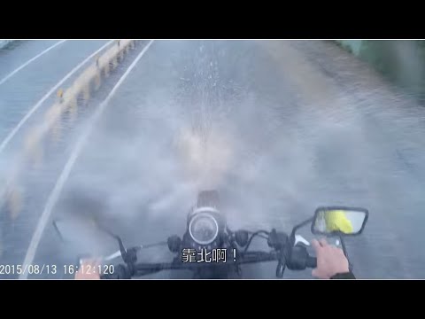 【大黑】行車紀錄趣#00- KTR水陸兩用車，淹水驚魂記！