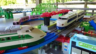 Plarail Train & Shinkansen ☆ 4 My Station Colorful Bridge Course