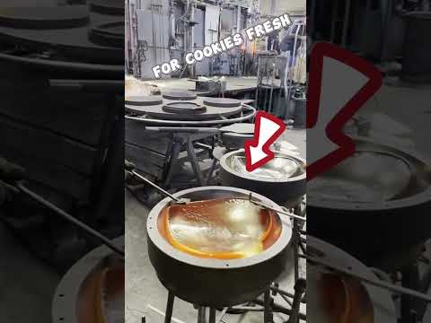 Beautiful Heart Shaped Glass plate made from Molten Glass #shorts #viralvideo