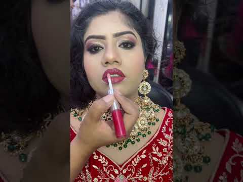 Viral bridal makeup tutorial 💄#viralbride #bridalmakeup #bride #shorts #wedding #virallipstickhack