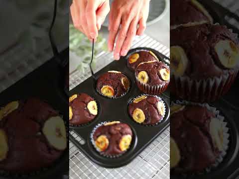 チョコバナナマフィンを作る！｜komugikodaisuki #shorts #cooking #recipe