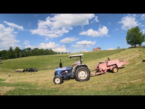 Round 1 of Baling! 4 Tractors, 2 rakes, 2 balers