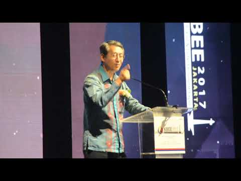 Mr. Choi Tae Young (Korean Ambassador for Indonesia) Sing an Indonesia Song @ KBEE 2017 Jakarta