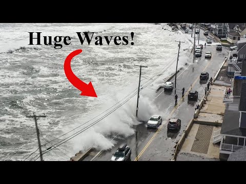 Tropical Storm Lee HUGE Waves Smash into Maine - Wells, Maine 9/16/2023