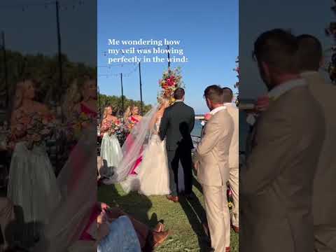 This maid of honor understood the assignment 👏 🎥: Tay Grewe Davis #shorts #maidofhonor #weddings