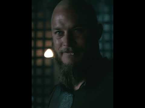 Ragnar's facial expressions are unmatched #vikings #ragnarlothbrok #vikingsedit #shorts #ragnar