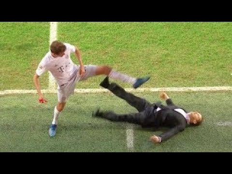 Players vs Managers: Epic Moments!