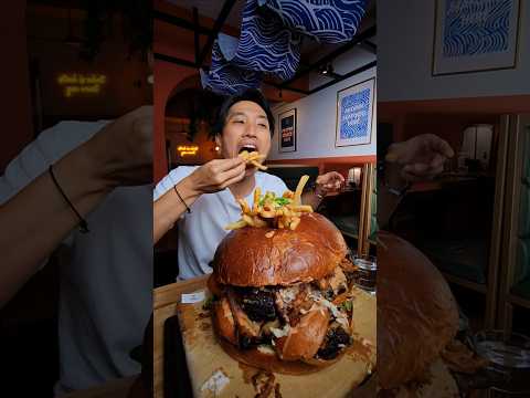 6KG (13lbs) Dino Rib Burger - Best burger challenge I've had in awhile! #foodchallenge