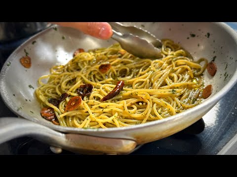 My Nostalgic and Addictive Charred Peperoncino Pasta (Ready in Minutes)