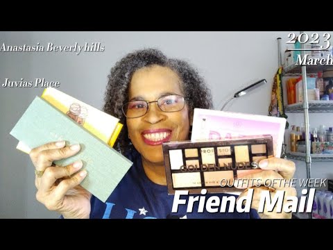 Friend Mail From Life with Meech |  @FlyafterFiftywithDrDee