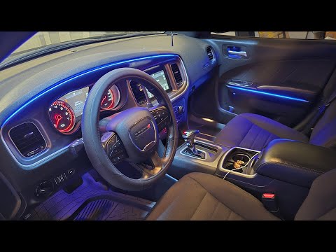 2019 Dodge Charger R/T got dual zone ambient lights.