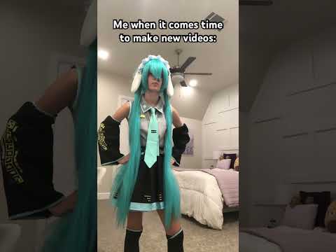 I’m kinda lazy… #vocaloid #hatsunemiku #miku #cosplay #silly #ashwolf323 #lazy