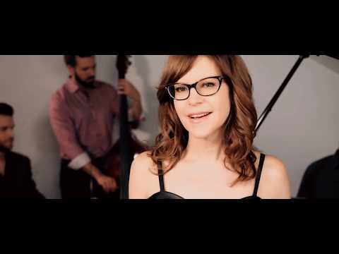 Lisa Loeb  "Dream A Little Dream"