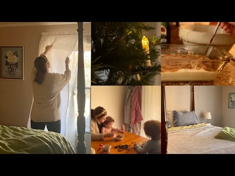 Handmade Aprons, Cinnamon Bread, Decorating The Tree | Vlogmas Day 4