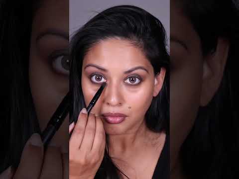 Classic Smokey Eyes for Beginners! #shorts