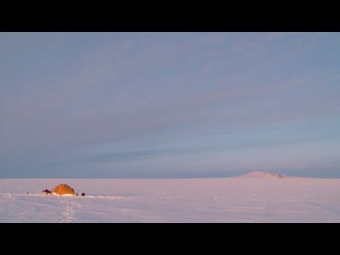 Sunset in Penny's polar icecap - Penny Icecap 2009 expedition