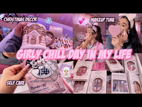 CHILL DAY IN MY LIFE VLOG: Christmas decor, self care, get ready w/ us, & girly time Ft. Giselle 💕