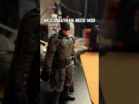 Mezco Batman mod! Got this from @Henroc1_12 and @the.collector.zero on IG! #shorts #thebatman #mezco