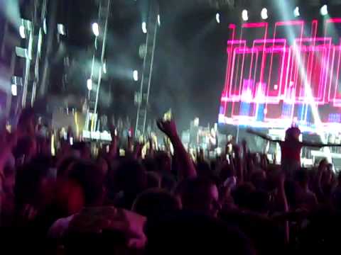 Tinie Tempah Live @ UMF 2011 Miami