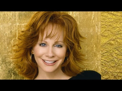 SEXY REBA MCENTIRE PHOTOS: Pantyhose, Stockings, Tights,Heels, Mini Skirt,MiniDress