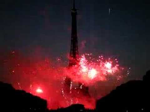 Firework before Tour Eiffel