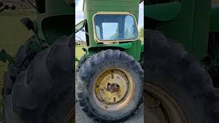 JOHN DEERE AND FORD TRACTORS #johndeere #fordtractor #tractor #shorts #farm #usa #fishwarrioryt