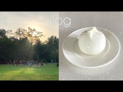 Vlog 🌳 Morning at Singapore Botanic Gardens | Apartment Coffee | Fresh Tomatoes Spaghetti + Burrata