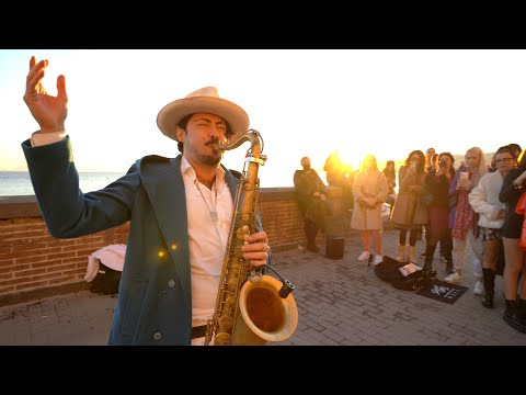 Coldplay - VIVA LA VIDA | Crazy Street Sax Live