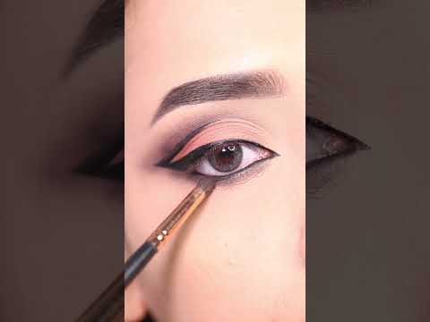 Simple Eyeshadow Look || Shilpa #shorts