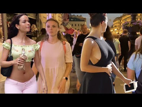 Beautiful girls on the streets of Saint Petersburg , Russia | Россия , Санкт-Петербург 🇷🇺