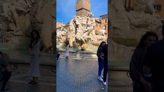 Italy #trending #youtubeshorts #ytshorts #navonasto #travel #tiktok #saraperchetiamo #roma #shorts