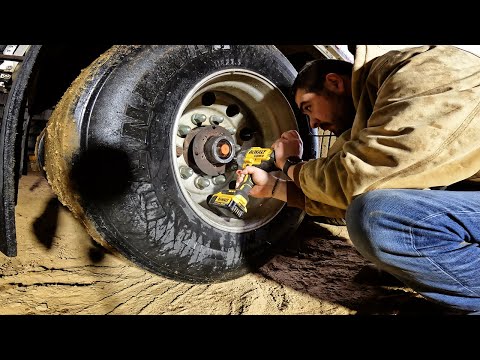 Changing Hopper Bottom Wheel Hubs