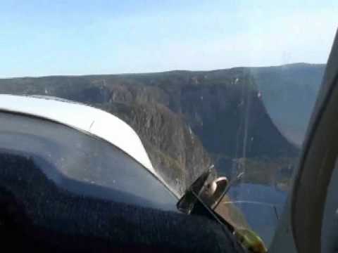 Cessna 150 flight over Horseshoe Gorge