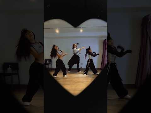 【CRAZY / LESSERAFIM】choreo by me #dance #振付 #halloween #shorts