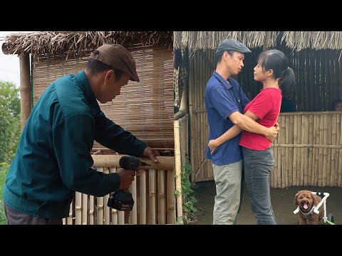 Kind Man Helps Single Mother Fix Up Her House As Winter Comes