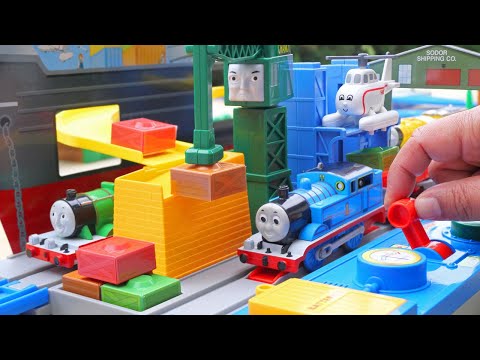 Plarail Thomas☆Cranky's big factory station! Hello Harold & Terence