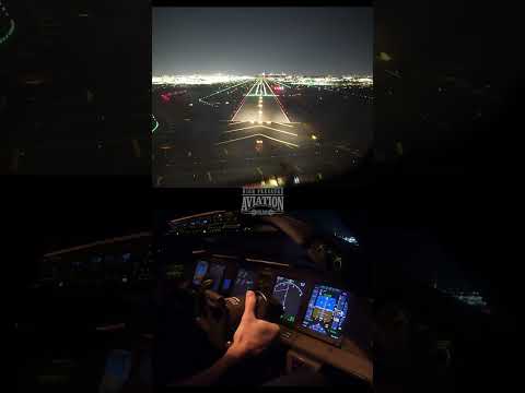 New York Landing Boeing 777