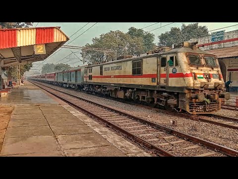 130 kmph High Speed Action Trains | Moradabad - Lucknow Section | Track Sounds |#uniquetrainengines