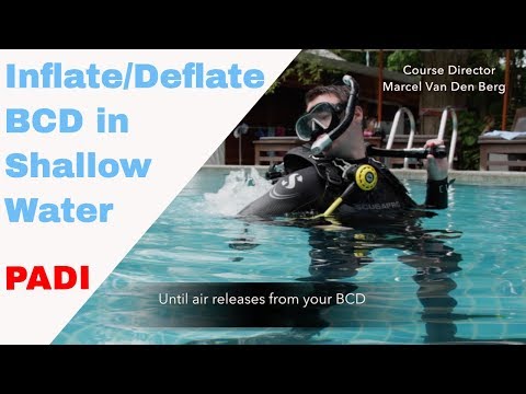 BCD Inflate & Deflate at the surface • PADI Open Water Diver Course • Scuba Diving Tips