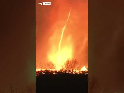 'Fire tornado' spotted in LA blaze