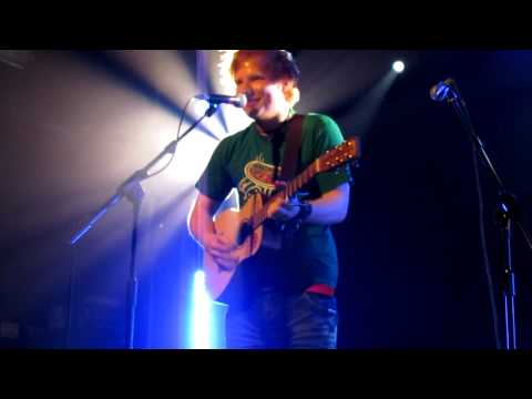 Ed Sheeran - Little Bird (Live)