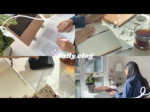 daily vlog | coffee, bullet journaling, studying, online class, opening packages